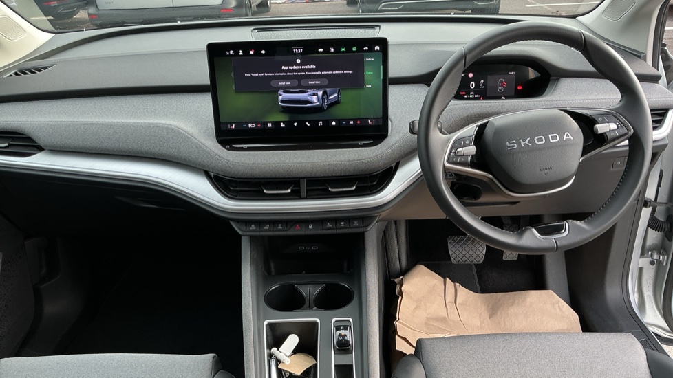 Skoda Enyaq 150kW 60 SE L 63kWh 5dr Auto Electric Estate - Image 9