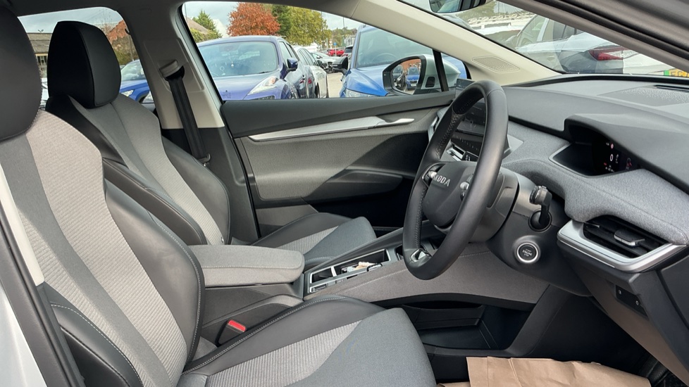 Skoda Enyaq 150kW 60 SE L 63kWh 5dr Auto Electric Estate - Image 15