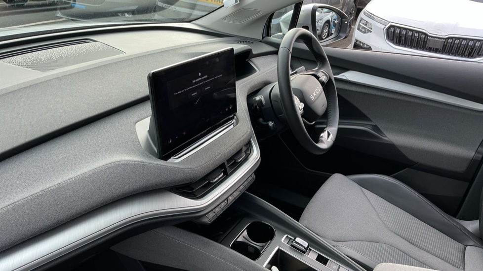 Skoda Enyaq 150kW 60 SE L 63kWh 5dr Auto Electric Estate - Image 37