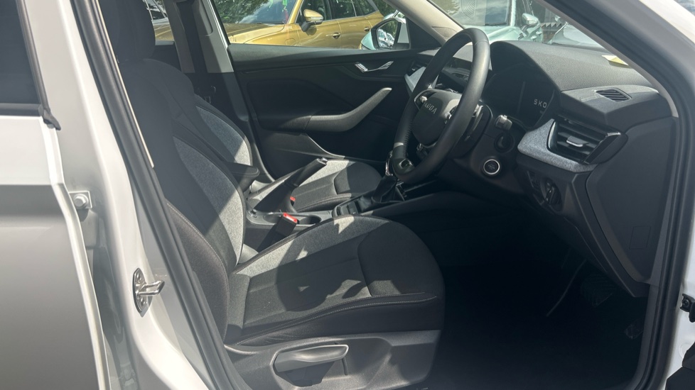 Skoda Kamiq 1.0 TSI SE Edition 5dr DSG Petrol Hatchback - Image 15