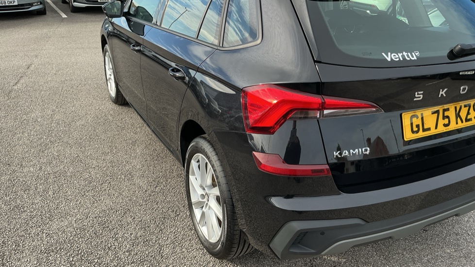 Skoda Kamiq 1.0 TSI SE Edition 5dr DSG Petrol Hatchback - Image 22