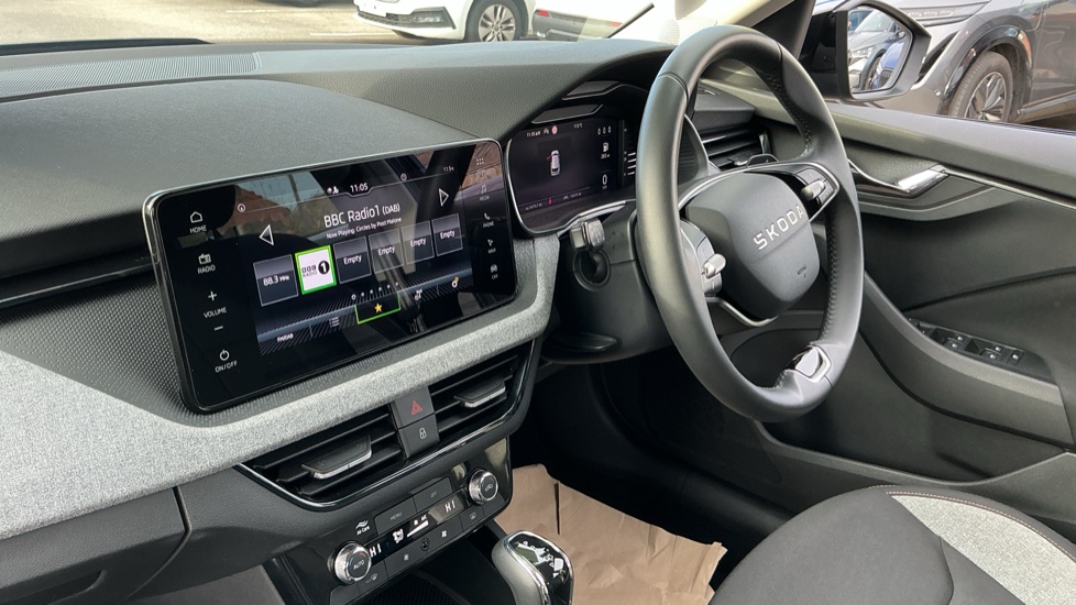 Skoda Kamiq 1.0 TSI SE Edition 5dr DSG Petrol Hatchback - Image 37