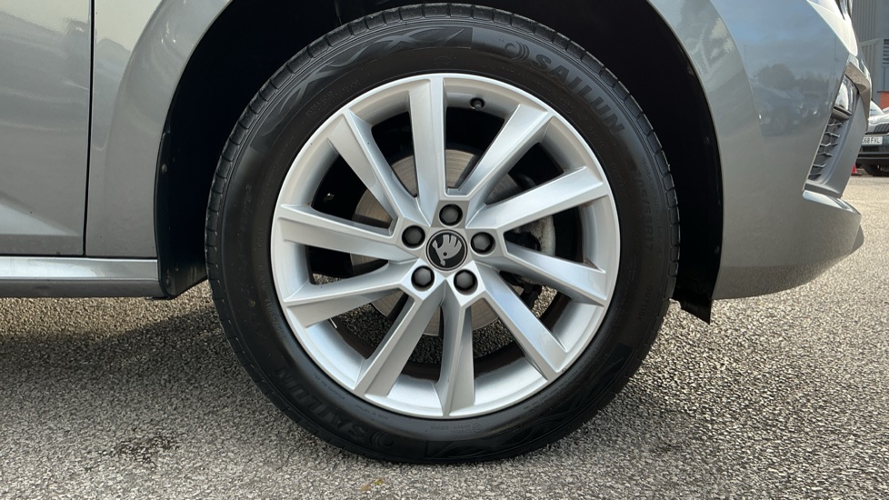 Skoda Kamiq 1.0 TSI SE Edition 5dr DSG Petrol Hatchback - Image 5