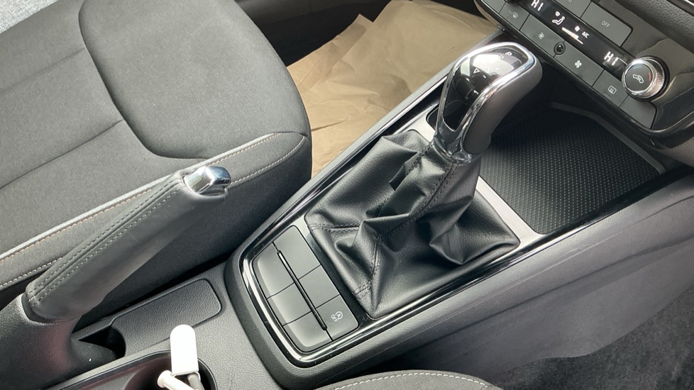 Skoda Kamiq 1.0 TSI SE Edition 5dr DSG Petrol Hatchback - Image 14