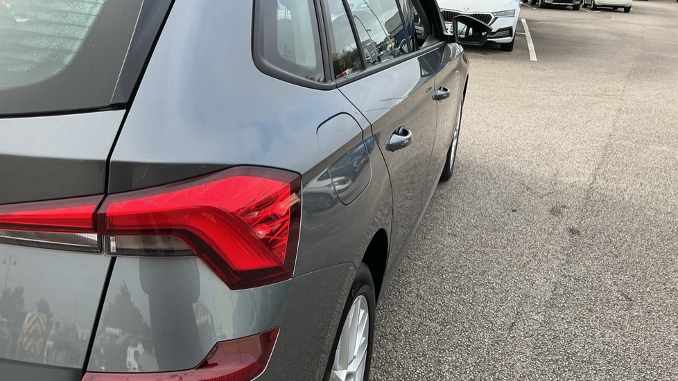 Skoda Kamiq 1.0 TSI SE Edition 5dr DSG Petrol Hatchback - Image 24