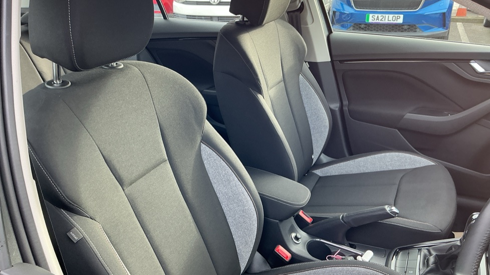 Skoda Kamiq 1.0 TSI SE Edition 5dr DSG Petrol Hatchback - Image 39