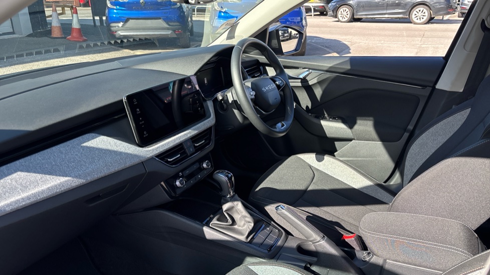 Skoda Scala 1.0 TSI 116 SE Edition 5dr DSG Petrol Hatchback - Image 2
