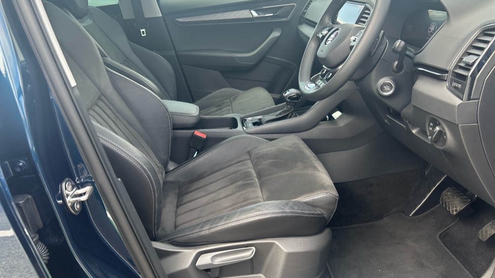 Skoda Karoq 1.5 TSI SE L 5dr DSG Petrol Estate - Image 15