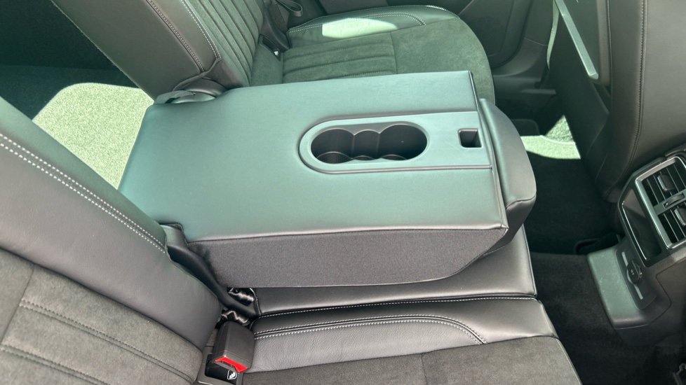 Skoda Karoq 1.5 TSI SE L 5dr DSG Petrol Estate - Image 31
