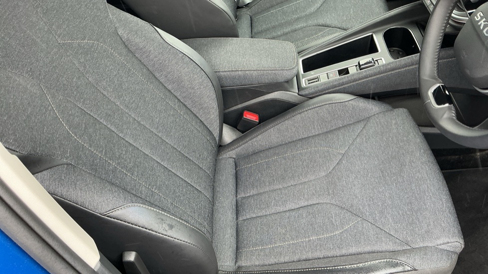 Skoda Elroq 210kW 85 Edition 82kWh 5dr Auto Electric Estate - Image 40