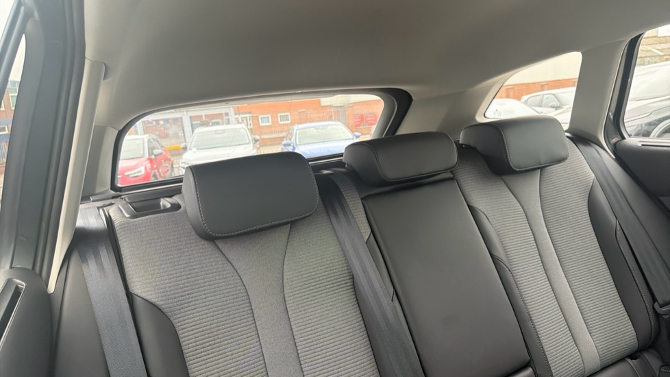 Skoda Enyaq 210kW 85 Edition 82kWh 5dr Auto Electric Estate - Image 16