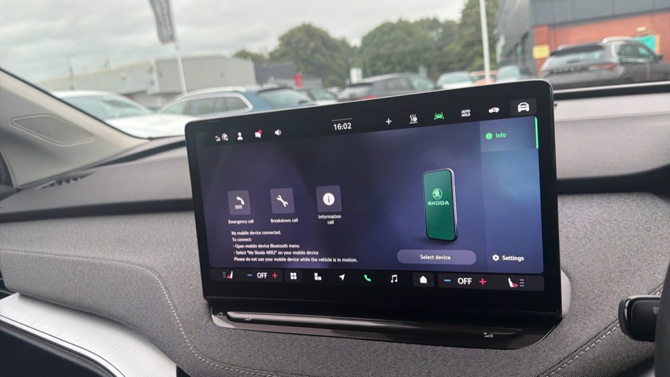 Skoda Enyaq 210kW 85 Edition 82kWh 5dr Auto Electric Estate - Image 29