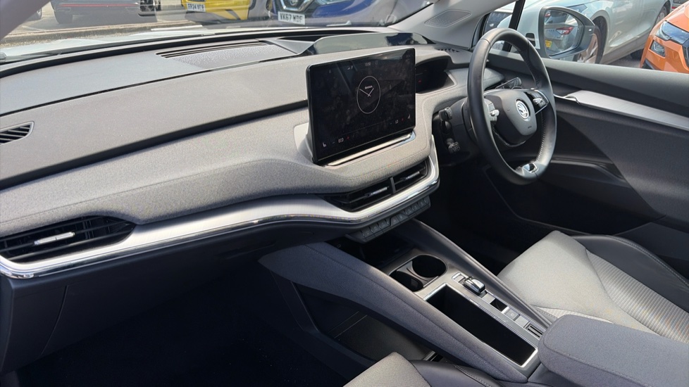Skoda Enyaq 150kW 80 ecoSuite 82kWh 5dr Auto [125kW] Electric Estate - Image 2