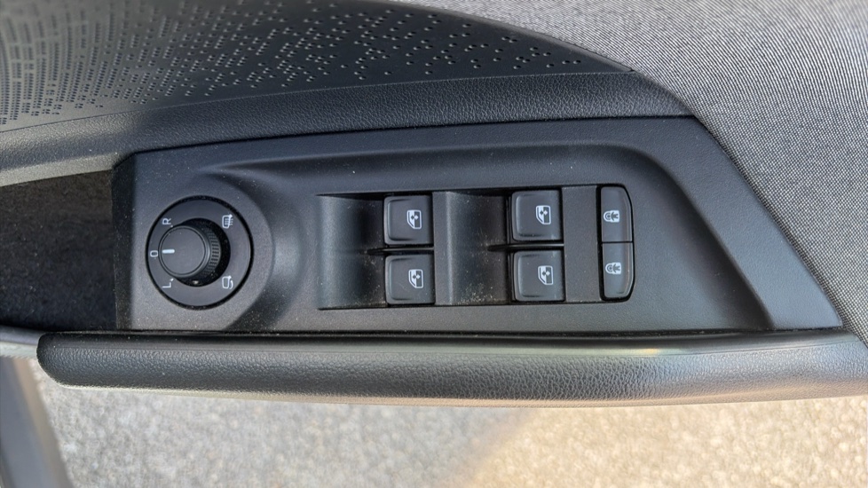 Skoda Enyaq 150kW 80 ecoSuite 82kWh 5dr Auto [125kW] Electric Estate - Image 33