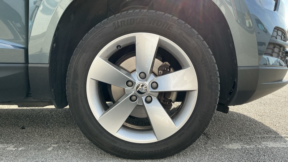 Skoda Karoq 1.5 TSI SE 5dr DSG Petrol Estate - Image 5
