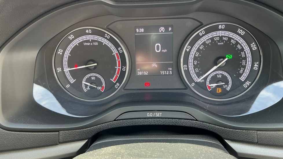 Skoda Karoq 1.5 TSI SE 5dr DSG Petrol Estate - Image 11