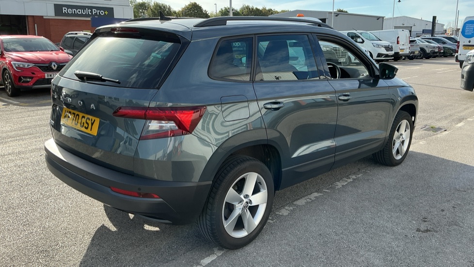Skoda Karoq 1.5 TSI SE 5dr DSG Petrol Estate - Image 27