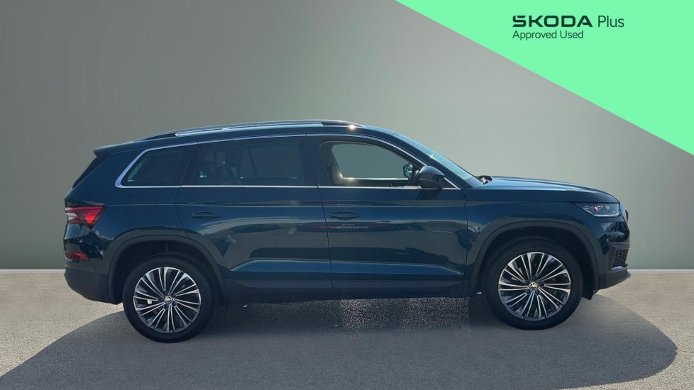 Skoda Kodiaq 1.5 TSI SE L Executive 5dr DSG [7 Seat] Petrol Estate - Image 4