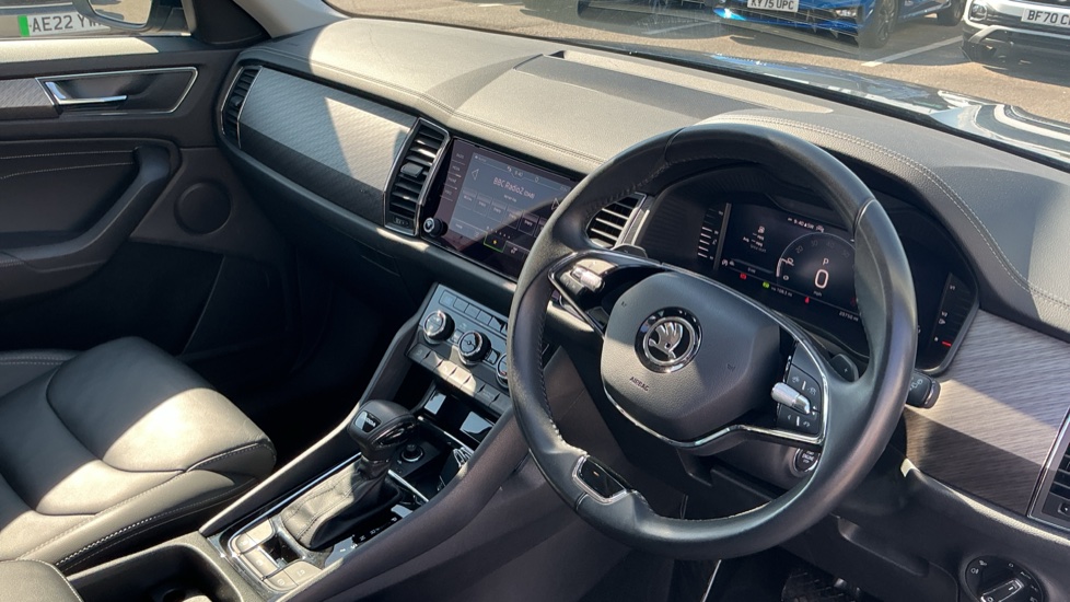 Skoda Kodiaq 1.5 TSI SE L Executive 5dr DSG [7 Seat] Petrol Estate - Image 6