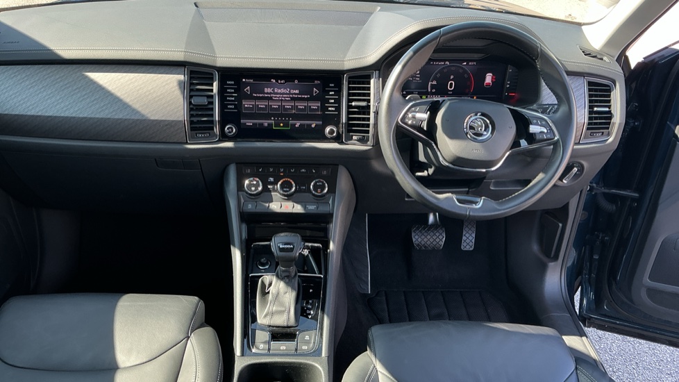 Skoda Kodiaq 1.5 TSI SE L Executive 5dr DSG [7 Seat] Petrol Estate - Image 9