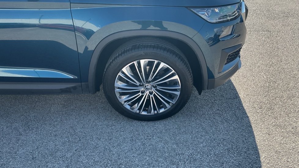 Skoda Kodiaq 1.5 TSI SE L Executive 5dr DSG [7 Seat] Petrol Estate - Image 23