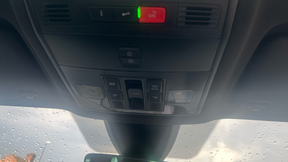 Skoda Karoq 1.5 TSI Sportline 5dr DSG Petrol Estate - Image 29