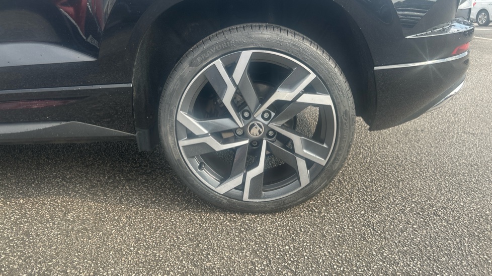 Skoda Karoq 1.5 TSI Sportline 5dr DSG Petrol Estate - Image 41