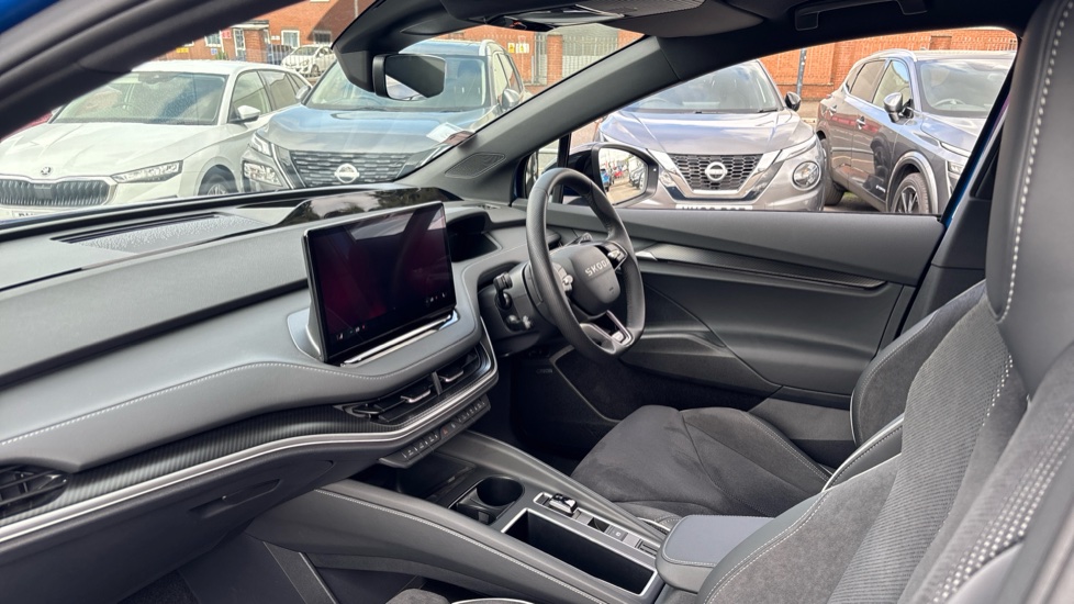 Skoda Enyaq 210kW 85x Sportline 82kWh 4x4 5dr Auto Electric Estate - Image 2