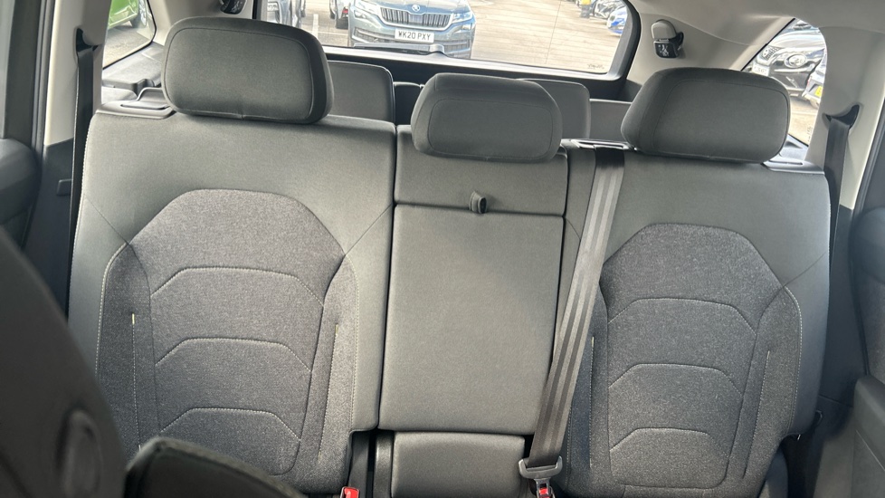 Skoda Kodiaq 2.0 TDI SE 5dr DSG [7 Seat] Diesel Estate - Image 28