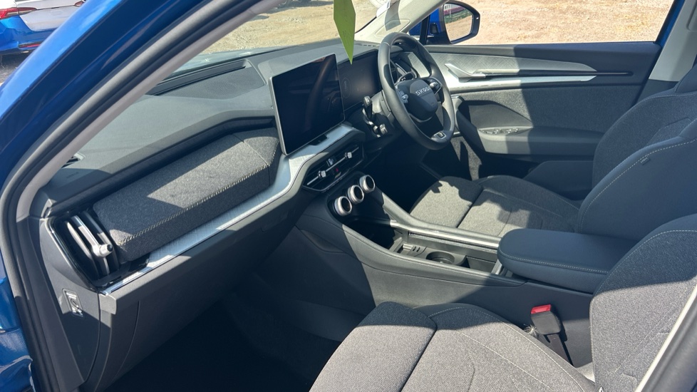 Skoda Kodiaq 2.0 TDI SE 5dr DSG [7 Seat] Diesel Estate - Image 2