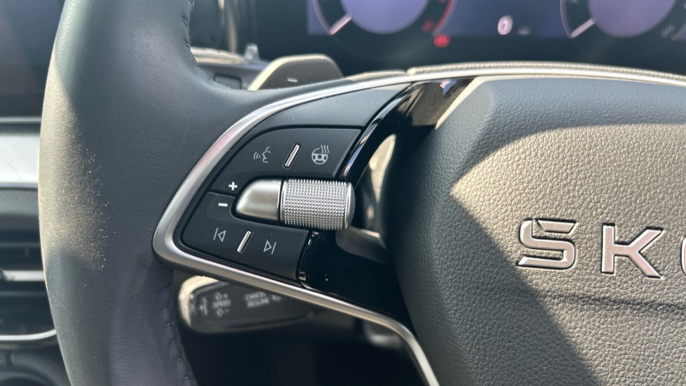 Skoda Kodiaq 2.0 TDI SE 5dr DSG [7 Seat] Diesel Estate - Image 17