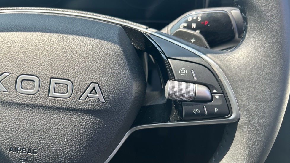 Skoda Kodiaq 2.0 TDI SE 5dr DSG [7 Seat] Diesel Estate - Image 18