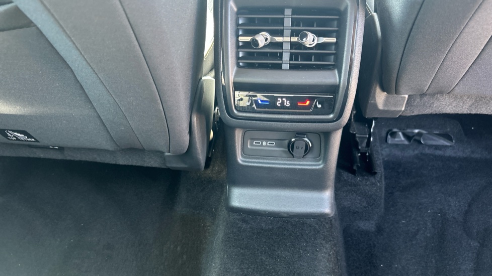 Skoda Kodiaq 2.0 TDI SE 5dr DSG [7 Seat] Diesel Estate - Image 29