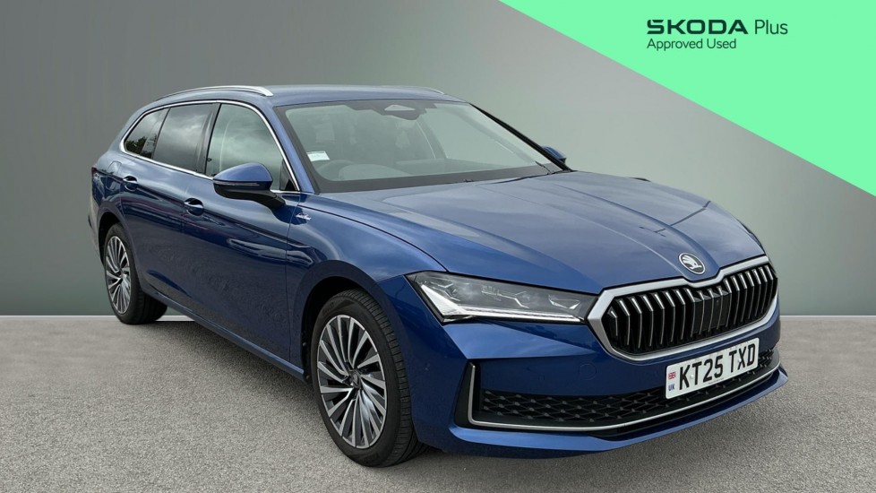Skoda Superb 1.5 TSI iV Laurin + Klement DSG 5dr Estate - Image 1