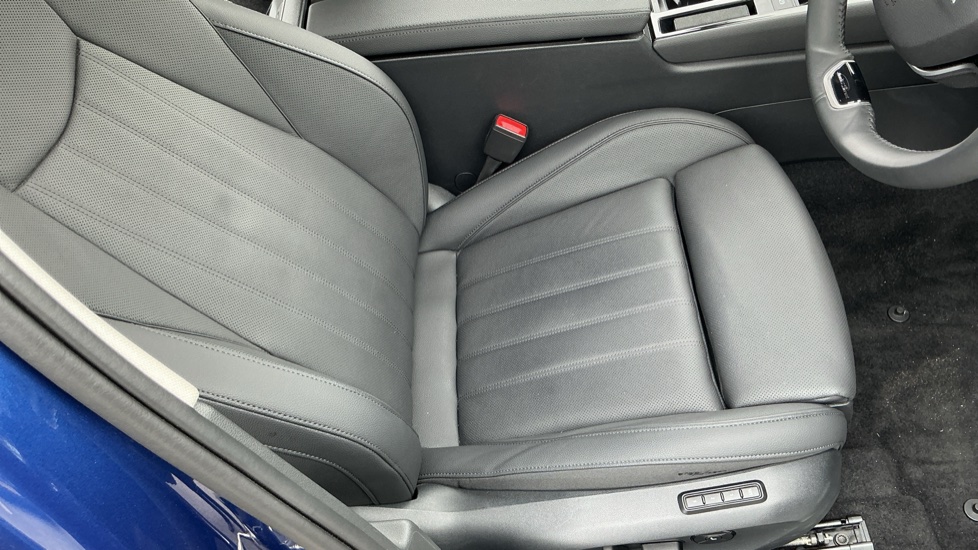 Skoda Superb 1.5 TSI iV Laurin + Klement DSG 5dr Estate - Image 32