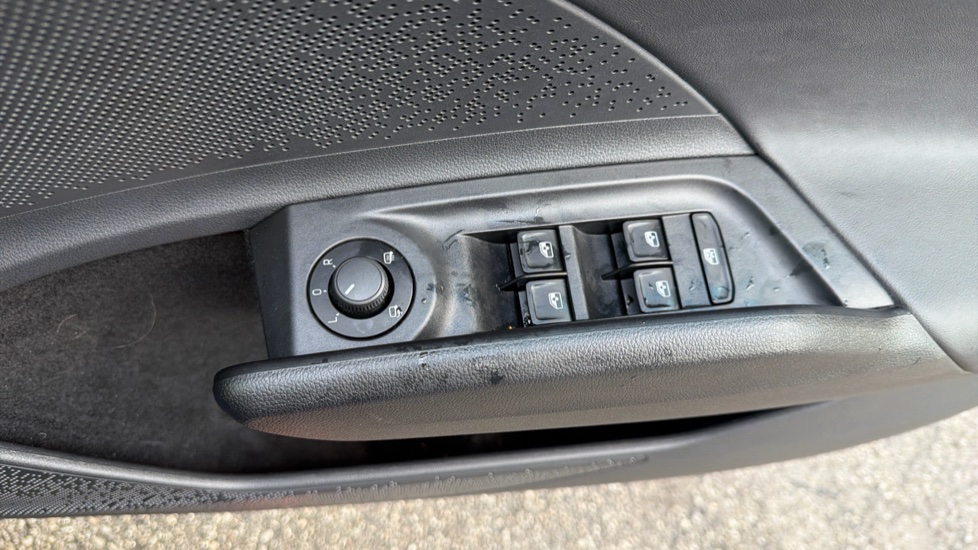 Skoda Enyaq 150kW 80 ecoSuite 82kWh 5dr Auto [125kW] Electric Estate - Image 19