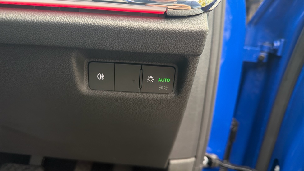 Skoda Enyaq 150kW 80 ecoSuite 82kWh 5dr Auto [125kW] Electric Estate - Image 30
