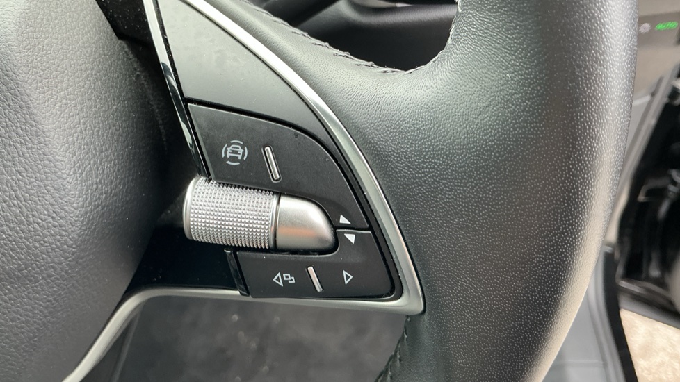 Skoda Enyaq 210kW 85 Edition 82kWh 5dr Auto Electric Estate - Image 18
