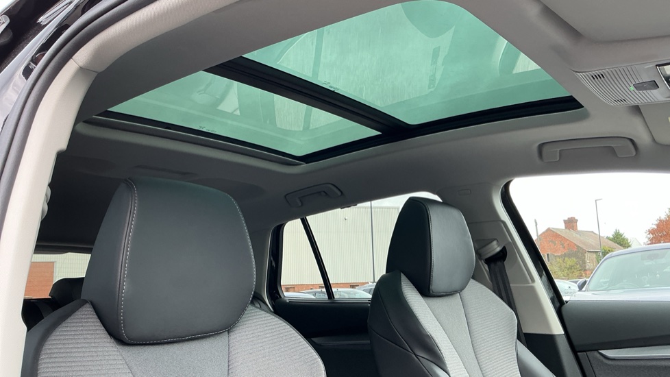 Skoda Enyaq 210kW 85 Edition 82kWh 5dr Auto Electric Estate - Image 25