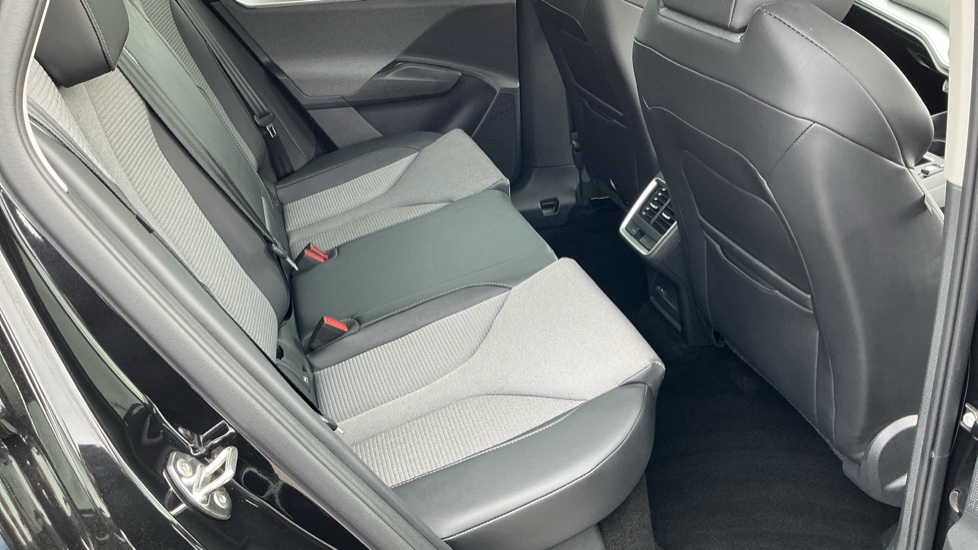 Skoda Enyaq 210kW 85 Edition 82kWh 5dr Auto Electric Estate - Image 26