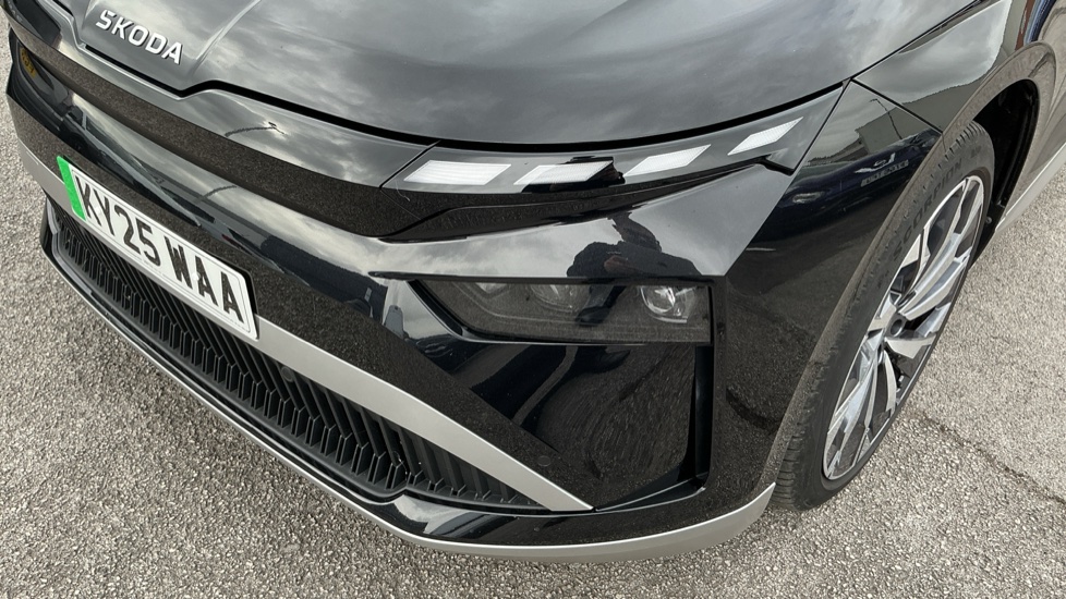 Skoda Enyaq 210kW 85 Edition 82kWh 5dr Auto Electric Estate - Image 35