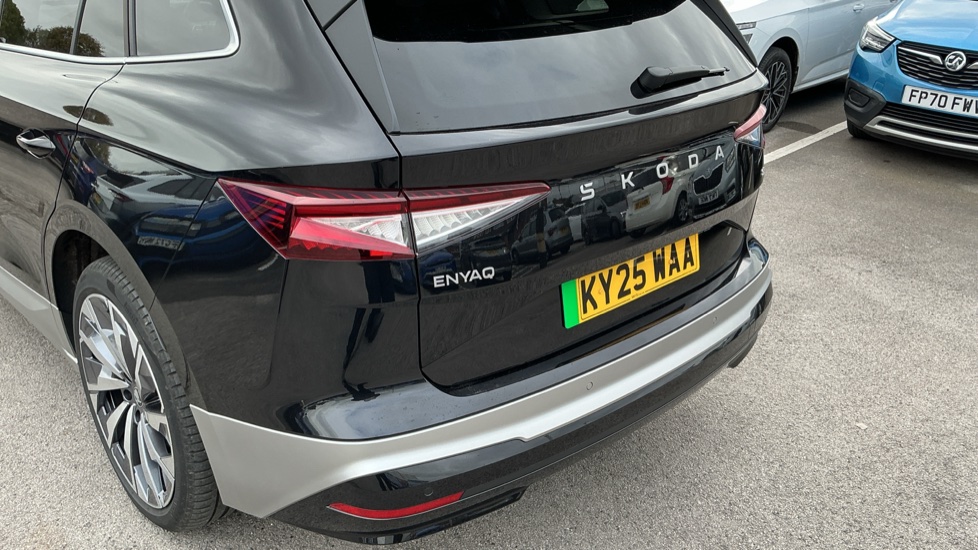Skoda Enyaq 210kW 85 Edition 82kWh 5dr Auto Electric Estate - Image 41