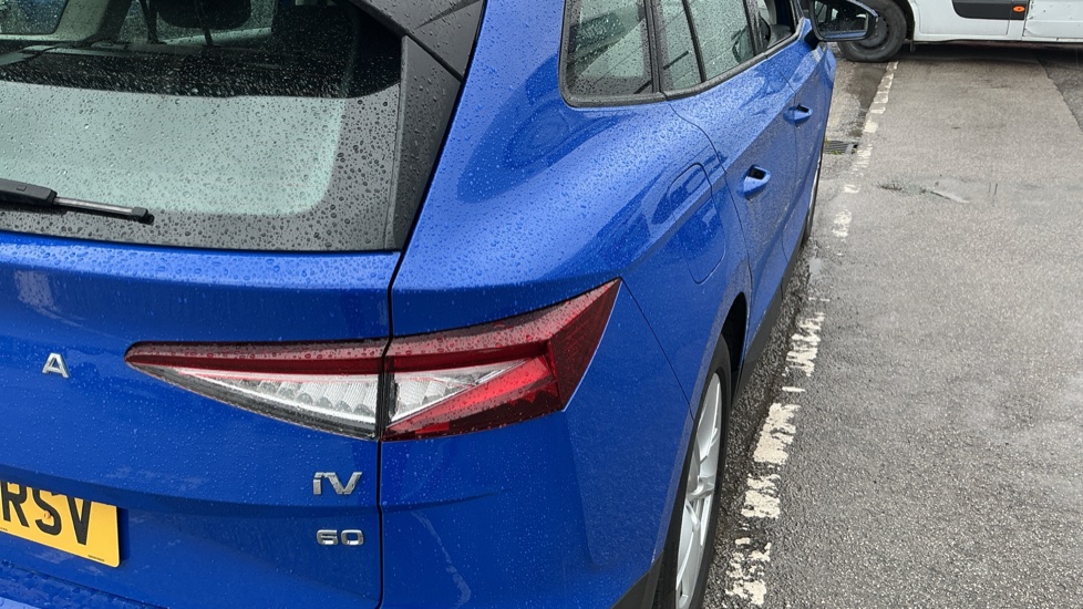 Skoda Enyaq 132kW 60 ecoSuite 62kWh 5dr Auto Electric Estate - Image 30
