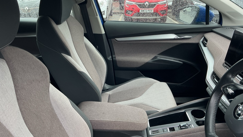 Skoda Enyaq 132kW 60 ecoSuite 62kWh 5dr Auto Electric Estate - Image 37