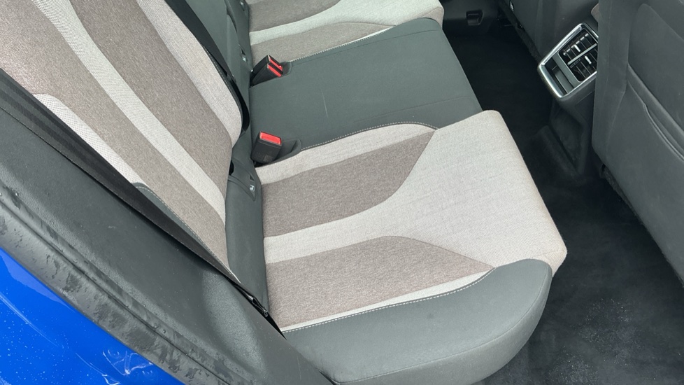 Skoda Enyaq 132kW 60 ecoSuite 62kWh 5dr Auto Electric Estate - Image 40