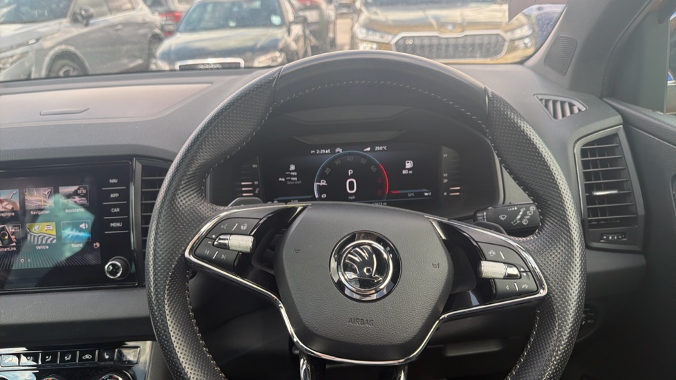 Skoda Karoq 1.5 TSI Sportline 5dr DSG Petrol Estate - Image 10