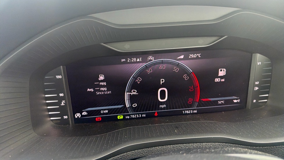 Skoda Karoq 1.5 TSI Sportline 5dr DSG Petrol Estate - Image 11