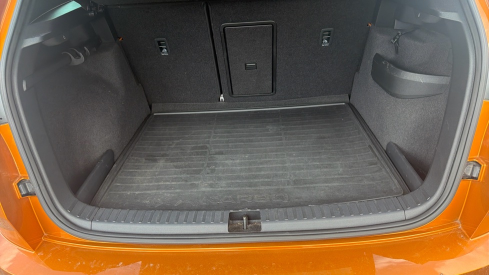 Skoda Karoq 1.5 TSI Sportline 5dr DSG Petrol Estate - Image 20