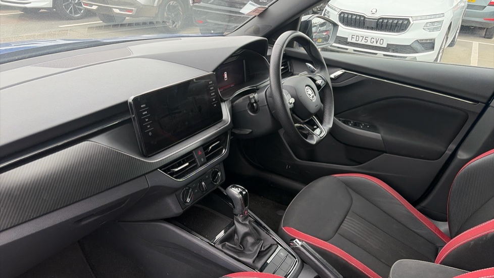 Skoda Kamiq 1.0 TSI 110 Monte Carlo 5dr DSG Petrol Hatchback - Image 2