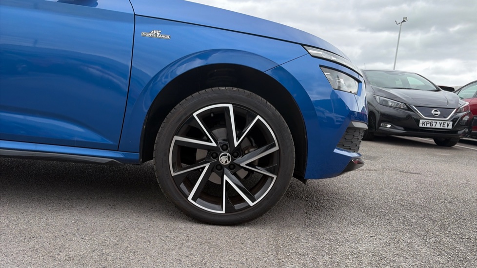 Skoda Kamiq 1.0 TSI 110 Monte Carlo 5dr DSG Petrol Hatchback - Image 5